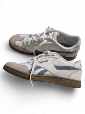 Reebok White & Gray Low-Top Sneakers